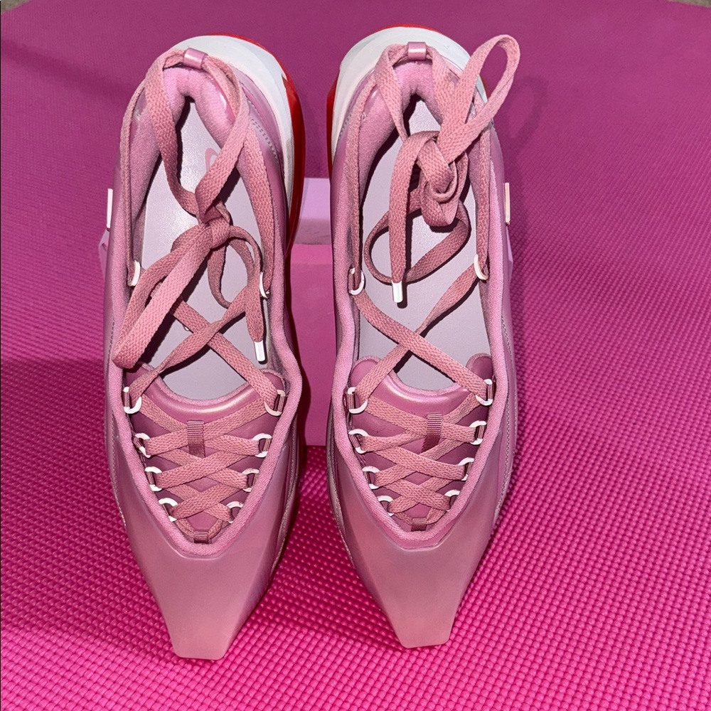 Nike Women's Pink and Red Athletic Sneakers (only worn once) - Picture 7 of 9